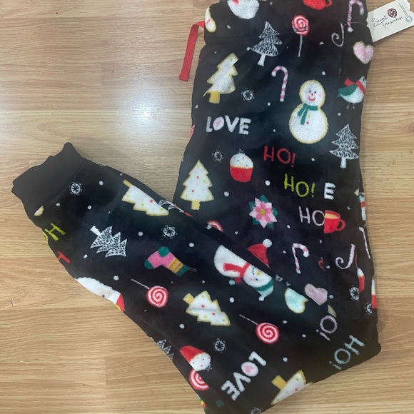 Secret Treasures Other - Secret Treasures Women’s Comfy Black Fleece Pajama Pants S (4-6)